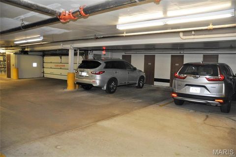 Tiny photo for 4540 Laclede Avenue #304, St Louis, MO 63108 (MLS # 26028245)
