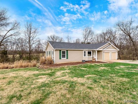 Photo of 2725 Fantasy Lane, Villa Ridge, MO 63089 (MLS # 26014657)