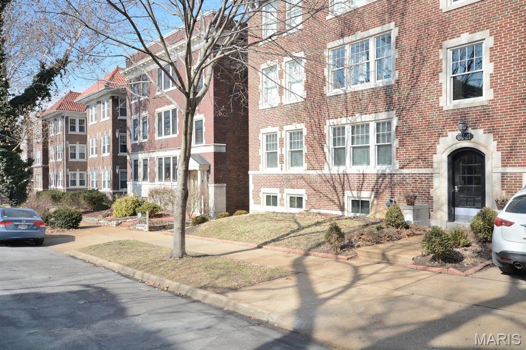 6321 Southwood 4
