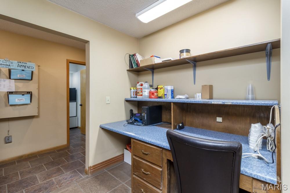 RURAL - Commercial Sale