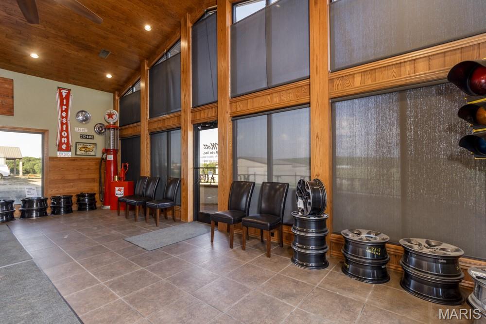 RURAL - Commercial Sale