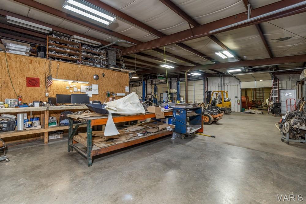 RURAL - Commercial Sale