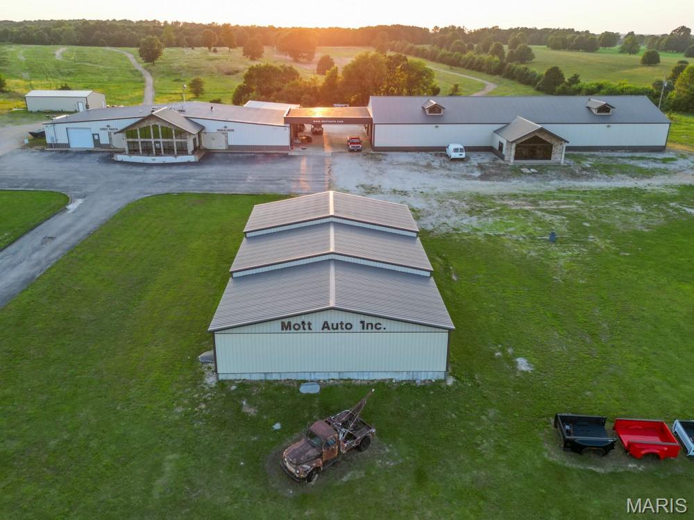 RURAL - Commercial Sale