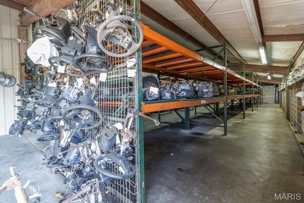 RURAL - Commercial Sale