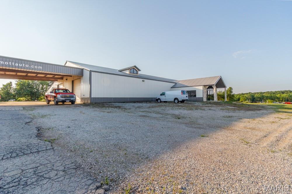 RURAL - Commercial Sale