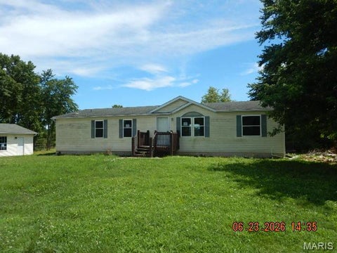 Photo of 94 Pinewood Drive, Winfield, MO 63389 (MLS # 26041543)