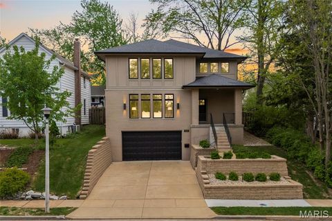 Photo of 7434 Hoover Avenue, Richmond Heights, MO 63117 (MLS # 26011068)