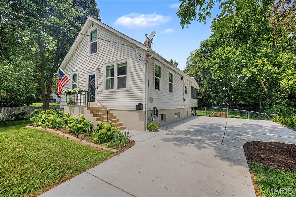 235 Midway Avenue