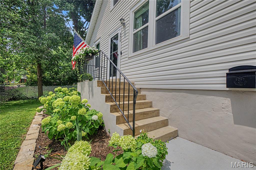 235 Midway Avenue