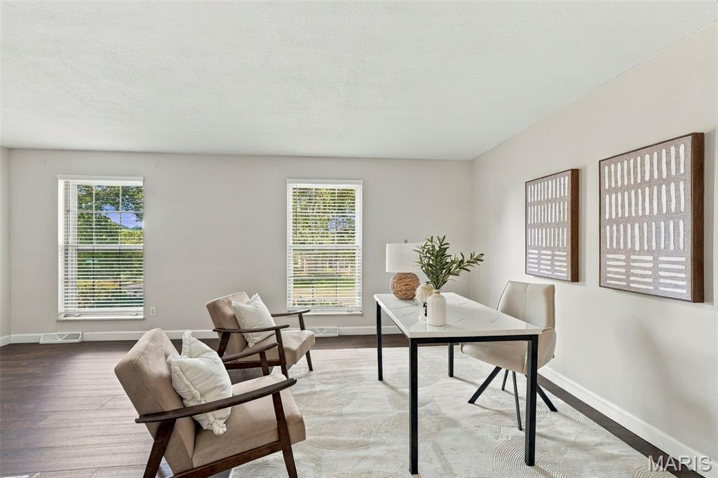1009 Spinoza Place