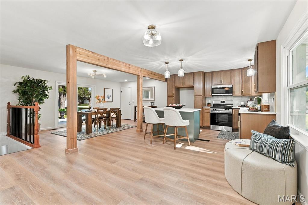 Photo of 4 Riviera Court, Lake Saint Louis, MO 63367 (MLS # 26067493)