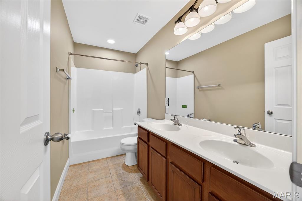 Peine Lake Estate #1 - Residential