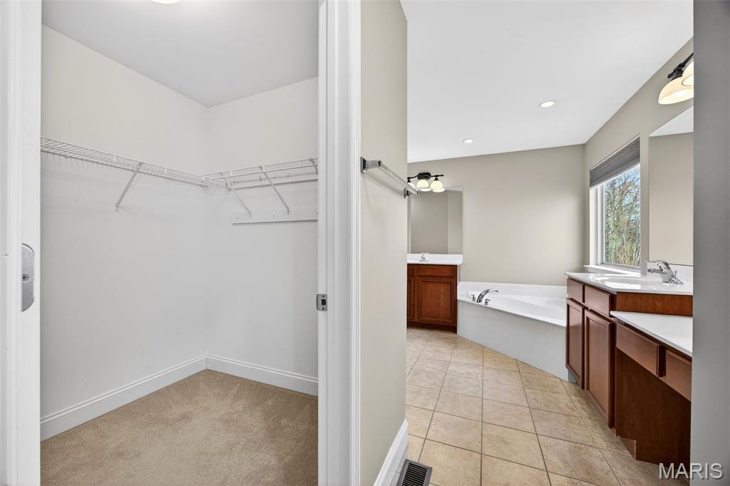 Peine Lake Estate #1 - Residential