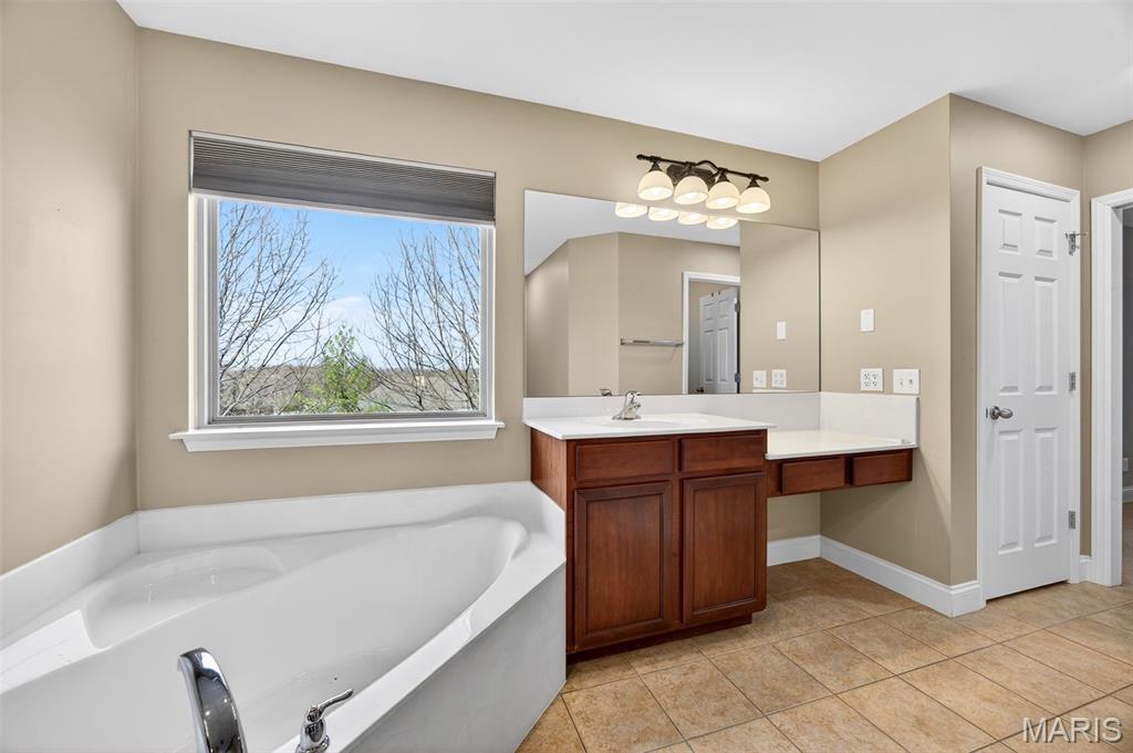 Peine Lake Estate #1 - Residential