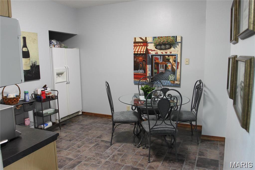 Trails Riverwood 07 - Commercial Lease