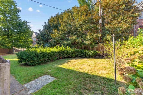 Tiny photo for 7509 Cromwell Drive, St Louis, MO 63105 (MLS # 26054372)