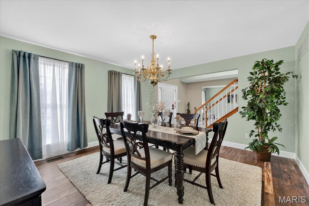 5527 Hennsley Circle