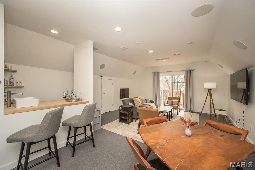 Forest Park Blvd Sub - Residential