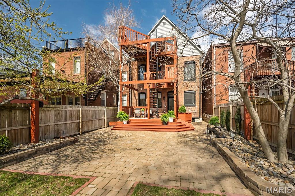 Forest Park Blvd Sub - Residential