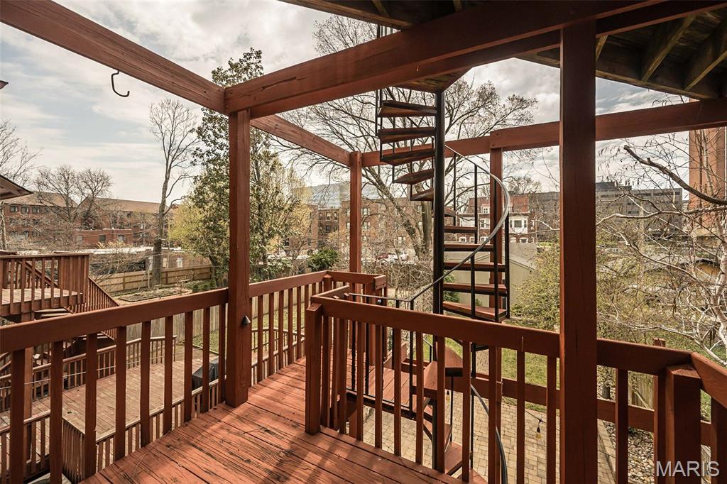 Forest Park Blvd Sub - Residential