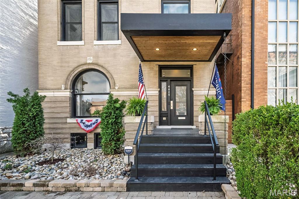 Forest Park Blvd Sub - Residential