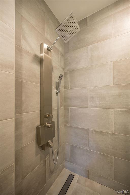 Forest Park Blvd Sub - Residential