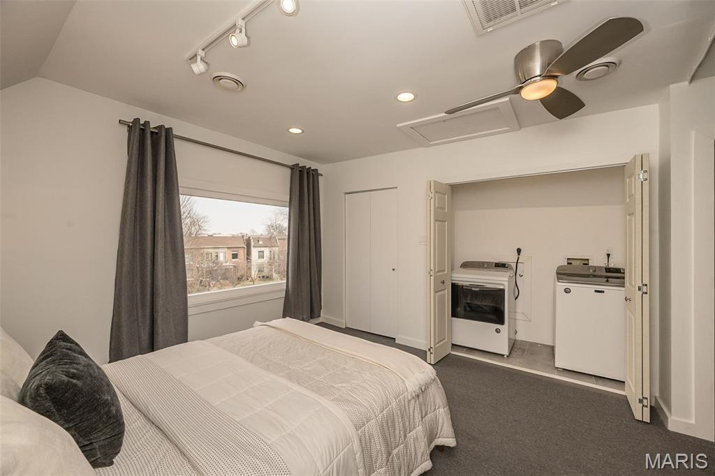 Forest Park Blvd Sub - Residential