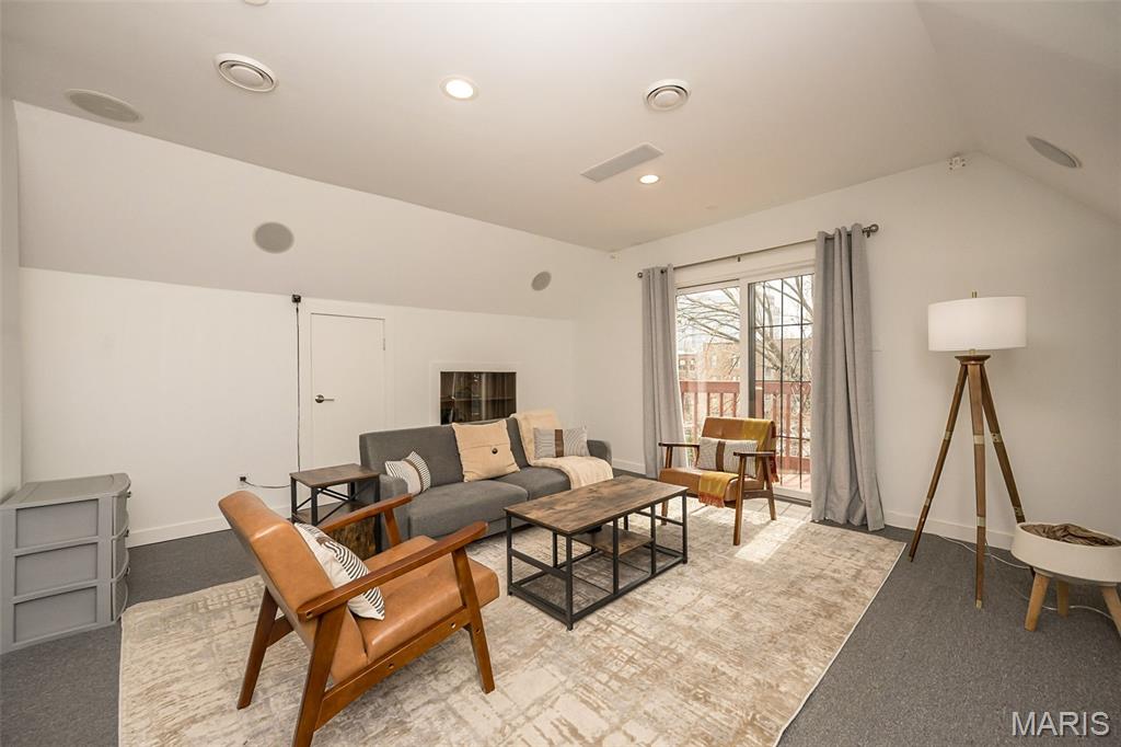 Forest Park Blvd Sub - Residential