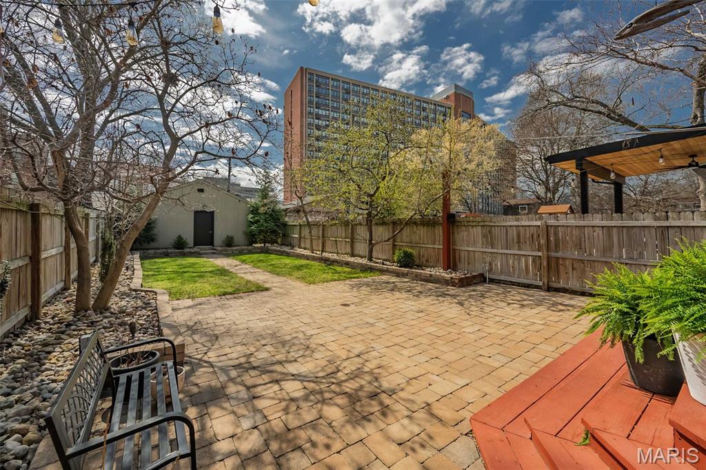 Forest Park Blvd Sub - Residential