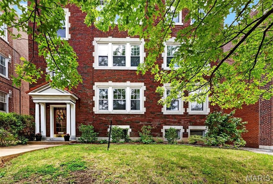 Welcome home to Clayton Schools, where you can watch your child walk to Captain Elementary right from your living room window! This beautifully updated property combines comfort, efficiency, and flexible living space in an unbeatable location.

Major improvements completed within the past year include a brand-new TPO roof with 5” insulation underneath, R-38 attic insulation, new gutters and downspouts, new aluminum soffit and fascia, and new drywall in multiple areas throughout the home — all designed to keep utility costs down and comfort levels up year-round.

One of the first things you’ll notice are the gorgeous new wood floors flowing throughout the unit. The custom kitchen is both stylish and functional, featuring beautiful wood cabinetry, stone countertops, an undermount sink, stainless steel appliances, a Thermador refrigerator, induction stove and an under-counter washer/dryer (included and functioning, but sold as-is). The microwave is also an oven.  It can literally cook a whole turkey. Top of the line!

The spacious primary suite truly feels like a private retreat, complete with a soaking tub, separate glass-enclosed shower, double vanity and additional storage cabinetry. A  walk-in closet is the cherry on top. The adjoining sunroom makes the perfect office, reading nook, or sitting area.

The oversized second bedroom offers plenty of space, while the rare third bedroom and second full bath are tucked away separately, creating an ideal guest suite or private retreat. Prefer additional storage or prep space? The third bedroom could also serve as an incredible walk-in pantry or flex room.

The backyard has long been loved by all three owners and has tremendous potential to be restored to its former beauty. Photos from last year have been included to showcase the outdoor space prior to renovations.

Additional features include a one-car garage, abundant guest parking directly in front of the property, a large and clean basement with full-size washer and dryer hookups belonging to this unit, plus an enormous private storage room located just to the right of the electrical panels. The storage room is currently unlocked for viewing and will be emptied prior to closing.

HOA is $400/month and includes water, sewer, trash and common area electricity. The 2 year old Lennox HVAC is high efficiency so your bills will be low and your comfort high. Huge water heater in basement serves all 3 condos. This third floor unit housed 4 kiddos and 2 adults and they NEVER ran out of hot water!

Additionally, living in DeMun, is amazing. Enjoy many top rated restaurants, plus Kaldis, the Candy Store and Clementines Ice Cream, just steps from your home. Stroll through the park in the neighborhood or walk to Forest Park, St Louis' GEM, where you'll find the free Zoo, Art Museum, History Museum and so much more.