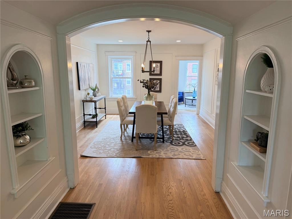 6320 Northwood Condo - Residential