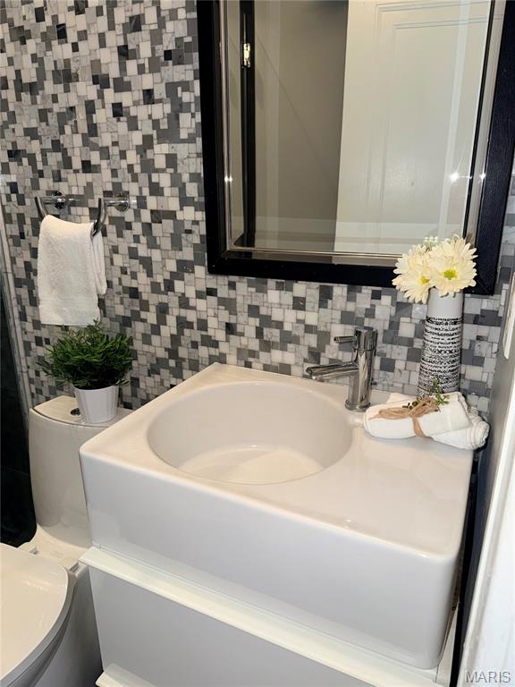 6320 Northwood Condo - Residential