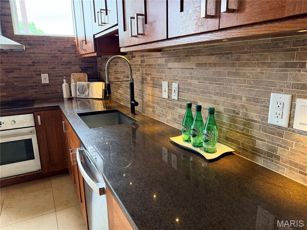 6320 Northwood Condo - Residential