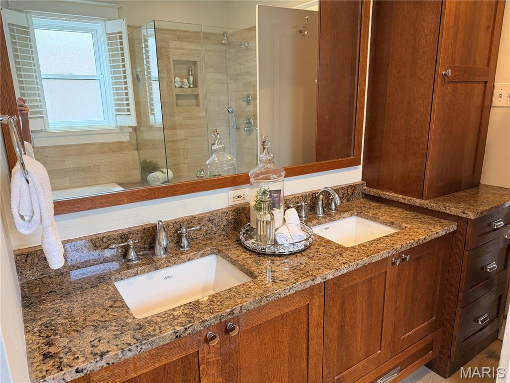 6320 Northwood Condo - Residential