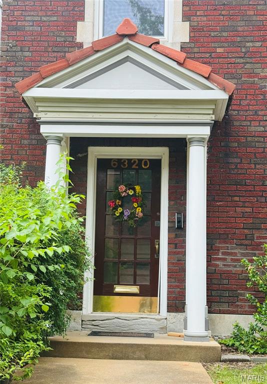6320 Northwood Condo - Residential