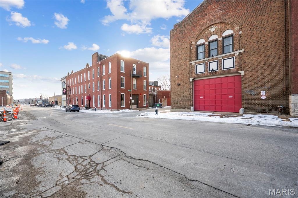 City/St Louis - Residential