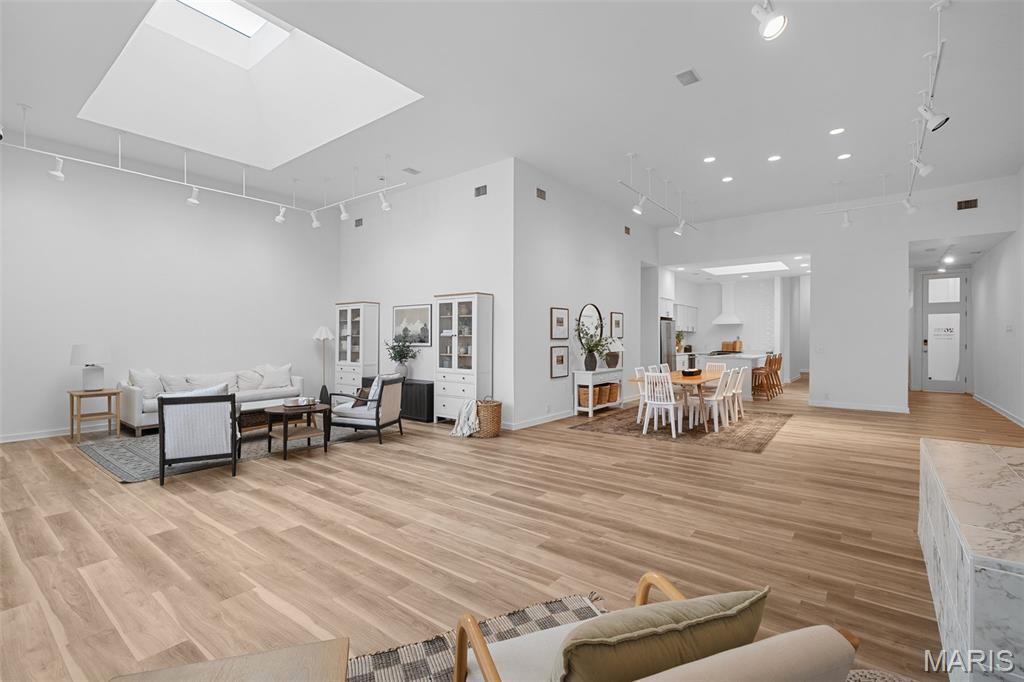 City/St Louis - Residential