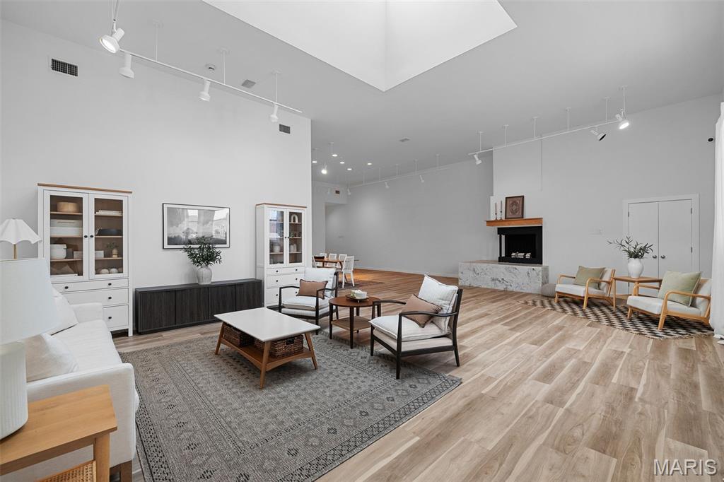 City/St Louis - Residential