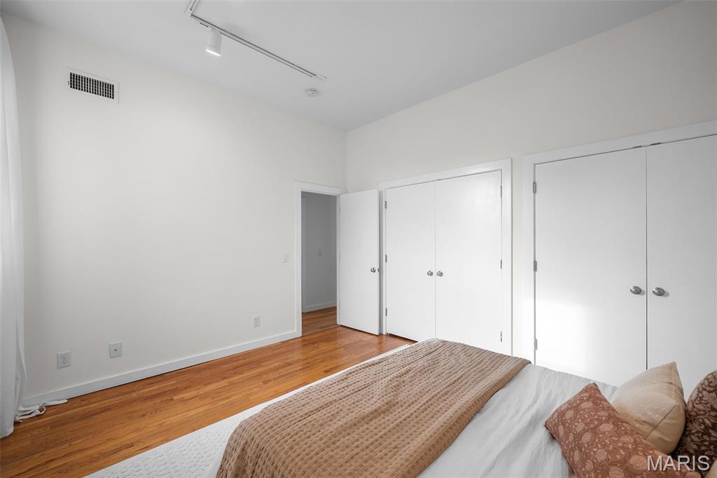 City/St Louis - Residential