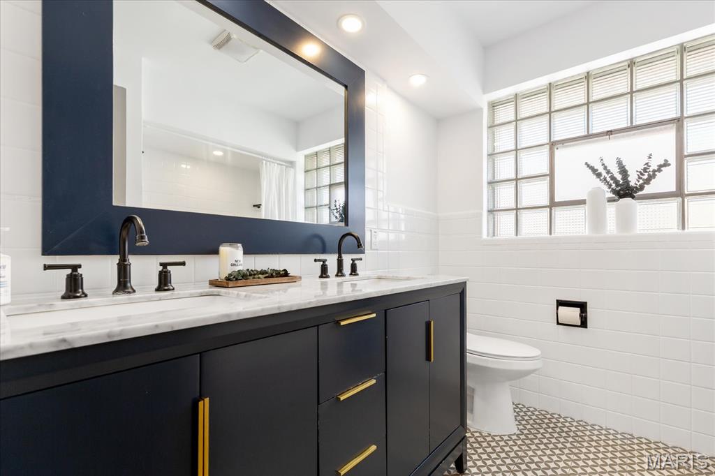 Joan/Arc Hills - Residential