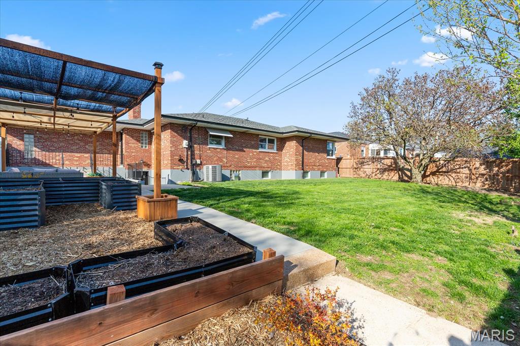 Joan/Arc Hills - Residential