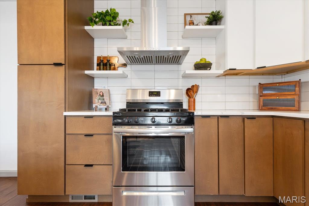 Joan/Arc Hills - Residential