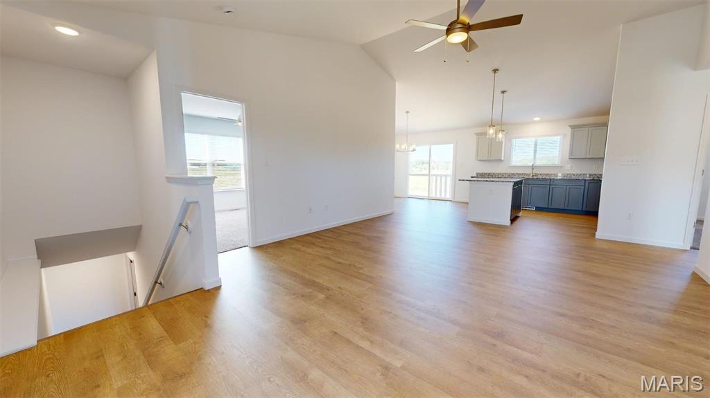 Majestic Lakes - Residential