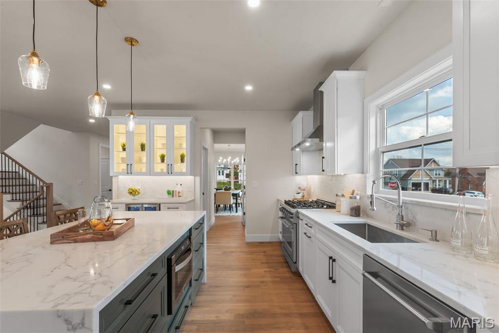 High School Place - Residential