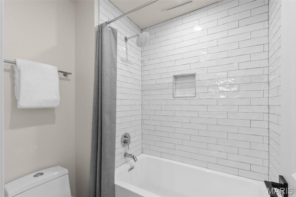 High School Place - Residential