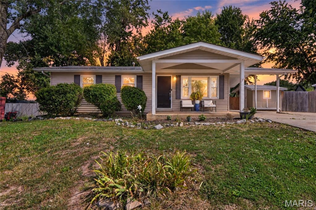 214 Oakridge Lane