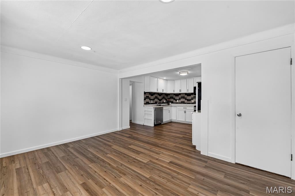 214 Oakridge Lane