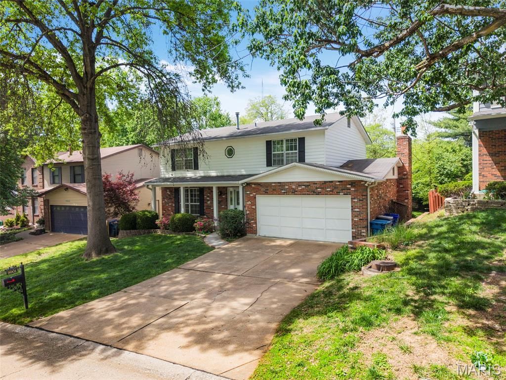 Photo of 9901 Baywood Terrace, Sappington, MO 63126 (MLS # 26024716)