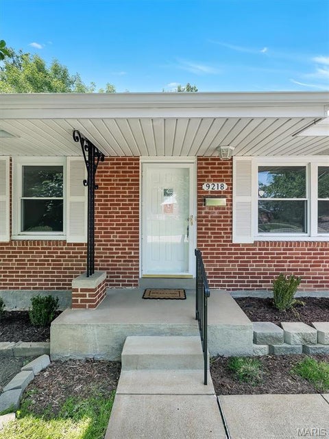Tiny photo for 9218 Damson Drive, St Louis, MO 63123 (MLS # 26046589)