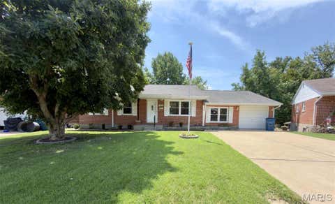 Photo of 9218 Damson Drive, St Louis, MO 63123 (MLS # 26046589)
